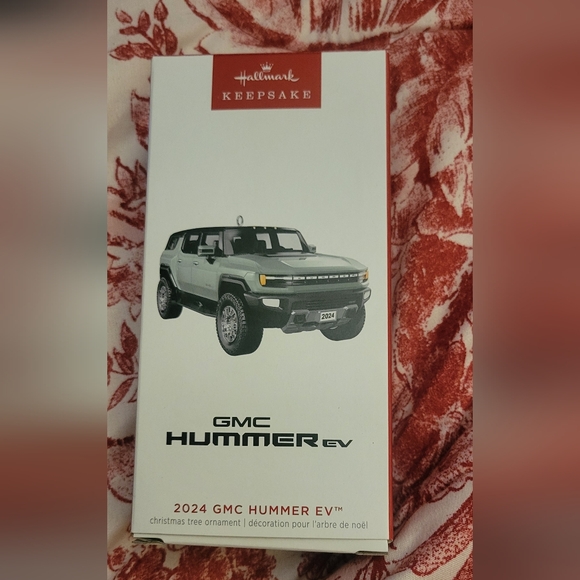 2023 Hallmark Keepsake 2024 GMC Hummer EV Die-Cast Metal Ornament. - Picture 2 of 9